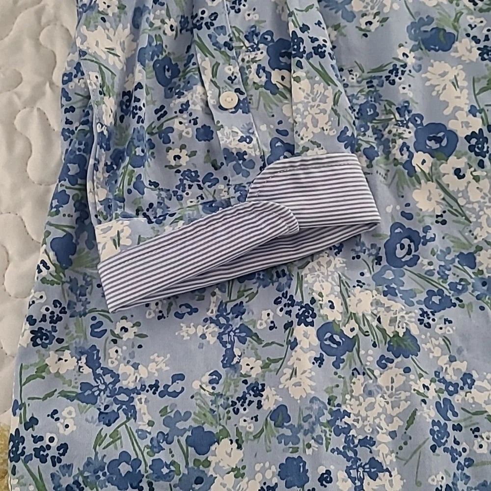 Women's Chaps XL 3/4 Length Sleeve Button Down. Great Condition (5) - Picture 2 of 13